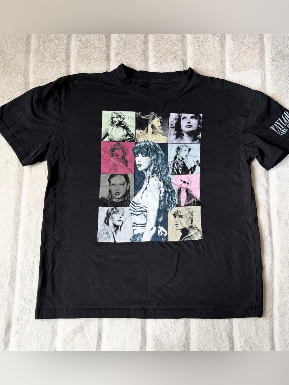 Taylor Swift Eras Tour T-Shirt Black Size Medium